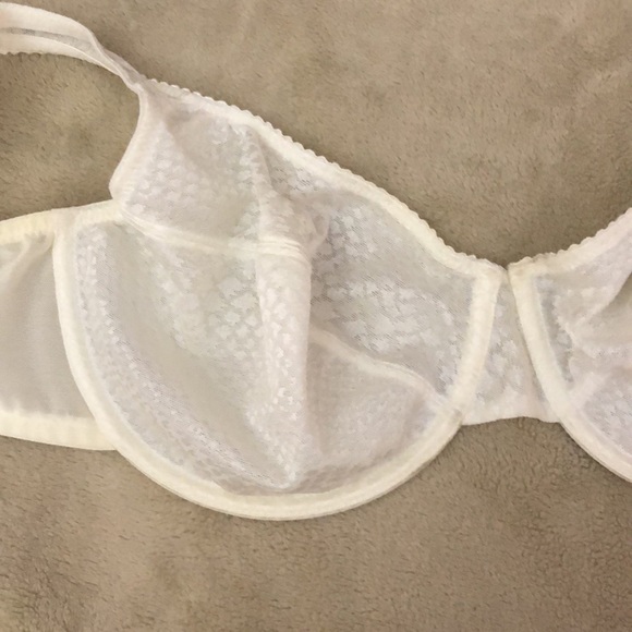 M&S Underwired 2 pack bra - Picture 3 of 7